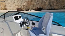 COMPASS 7Br cu Mercury sau Honda 200CP